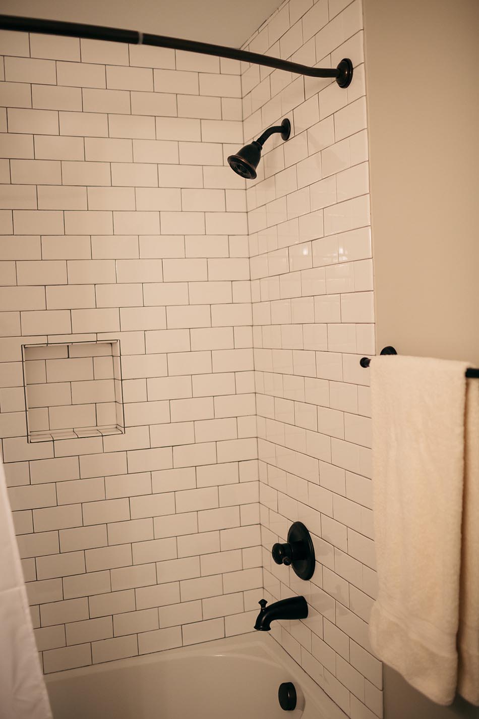 House Plan - MEN 5132-Bathroom 3 shower